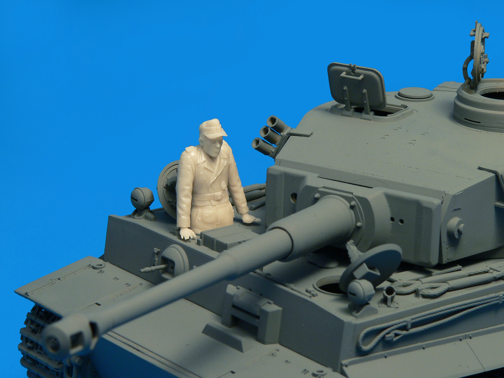 ミニアート 35252 ドイツ戦車兵フランス1944特別版 武器・装備品