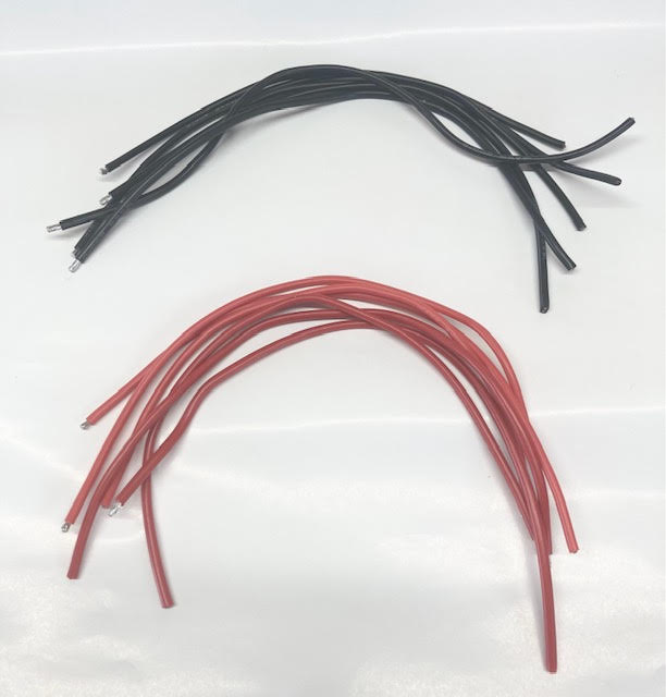 大人女性の  シリコンコード １０AWG 赤 １M 黒 各１ｍ 充電器バッテリー他等に使用 10ゲージ ラジコン 充放電器 配線等に 